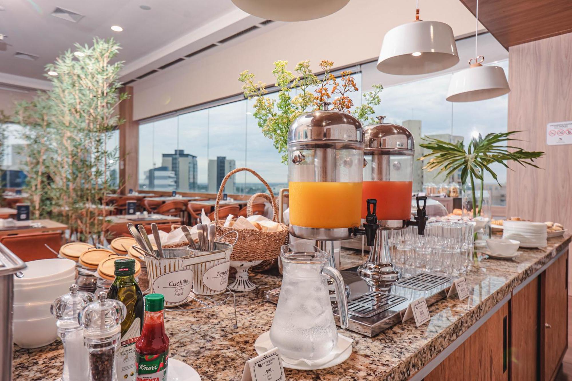 Paseo La Galeria Hotel & Suites أسونسيون المظهر الخارجي الصورة